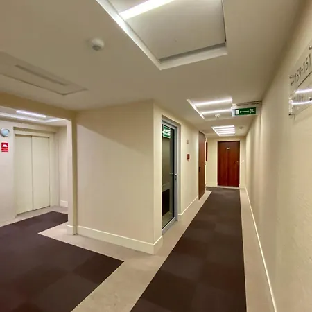 Flat Triton Park Apartment