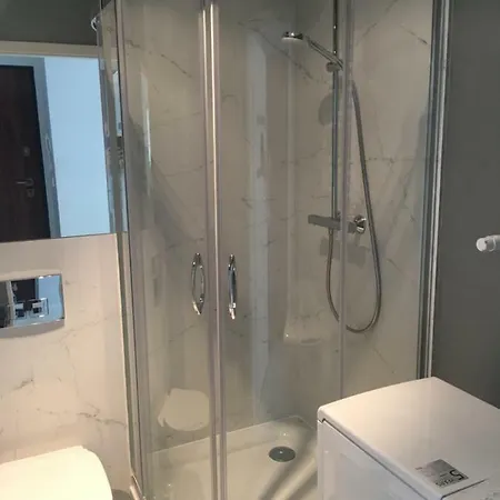 Flat Triton Park Apartment