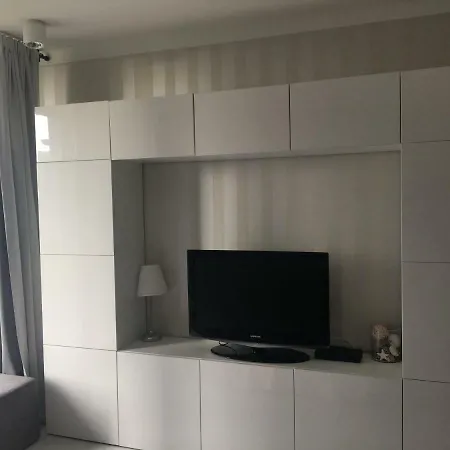 Flat Triton Park Warschau