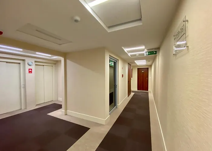 Flat Triton Park Apartment