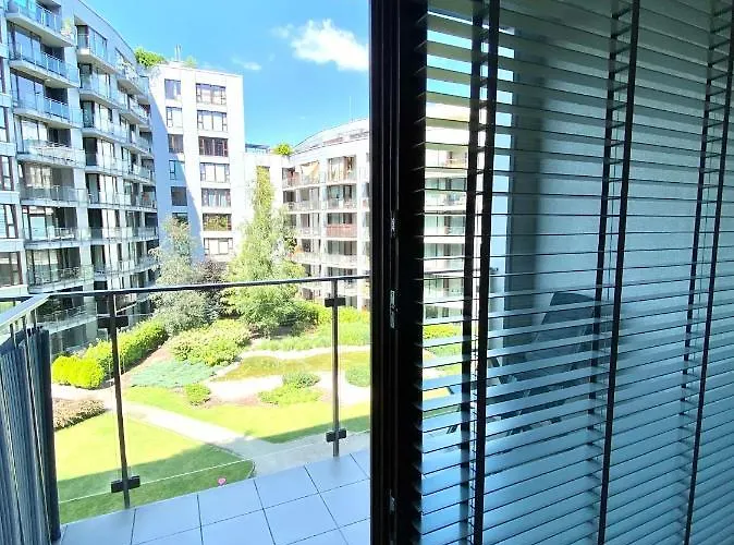 Flat Triton Park Apartment